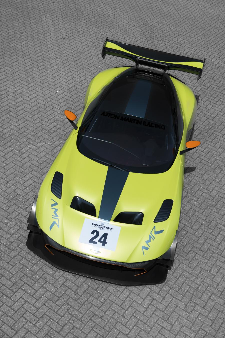  Aston Martin Vulcan AMR Pro 2017 года  (фото 3 из 19)